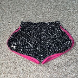 Women’s Under Armour Pattern Athletic shorts XS